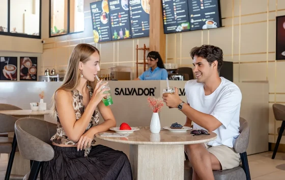 RESTAURANT & BAR